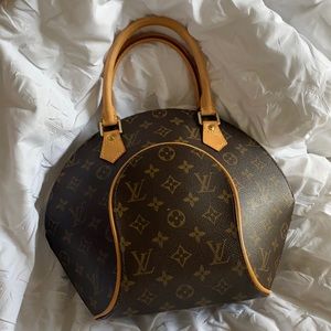 Louis Vuitton Monogram